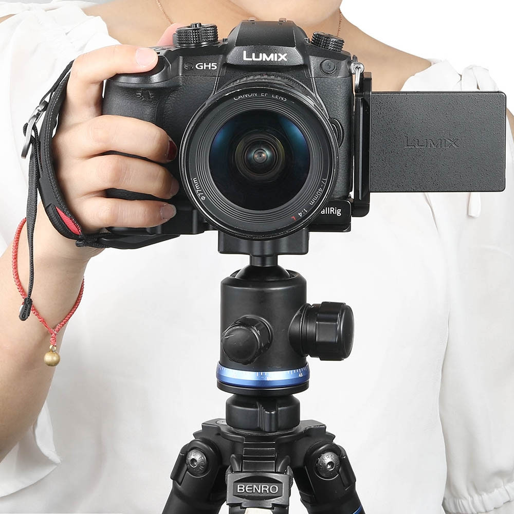 SmallRig Dedicated L-bracket for Panasonic Lumix GH5/GH5S 2179B