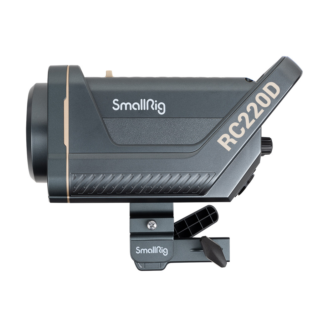 SmallRig 3 COB Light Kit (EU) 4028 (2*RC220D+1*RC220B)