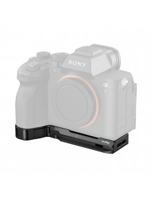 SmallRig Baseplate with AirTag Slot for Sony Alpha 7 V / 7R V / 7 IV 6033