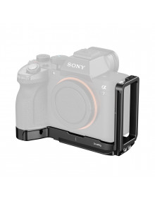 SmallRig L-Shaped Mount Plate with AirTag Slot for Sony Alpha 7 V / 7R V / 7 IV 6034